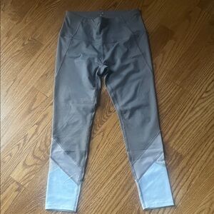Apana Charcoal and Light Gray Leggings Like New